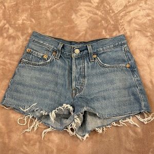 Levi Shorts